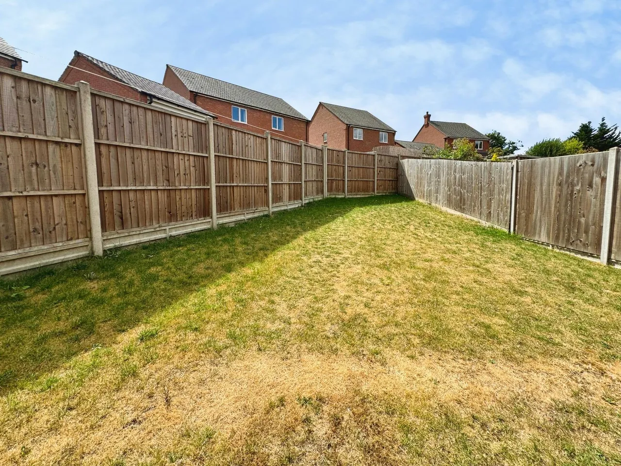 Crampton Close, Midway, DE11, photo 17