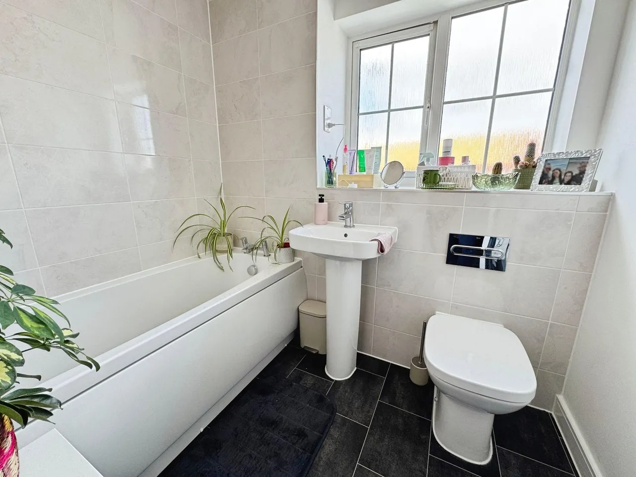 Crampton Close, Midway, DE11, photo 13