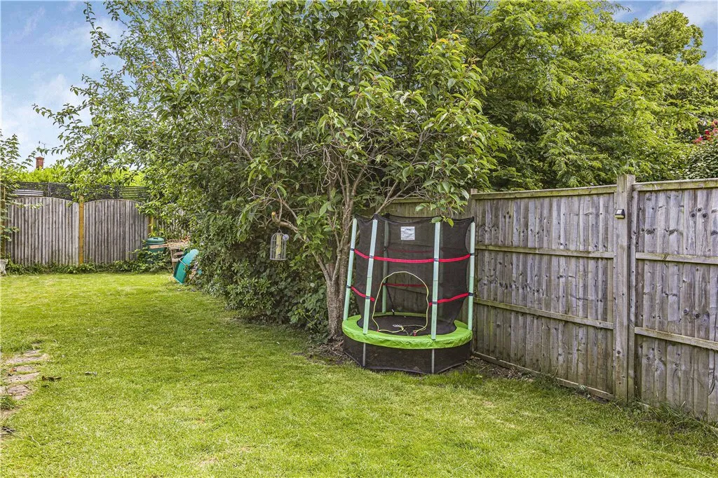 Ashbrook Road, Old Windsor, SL4, photo 16