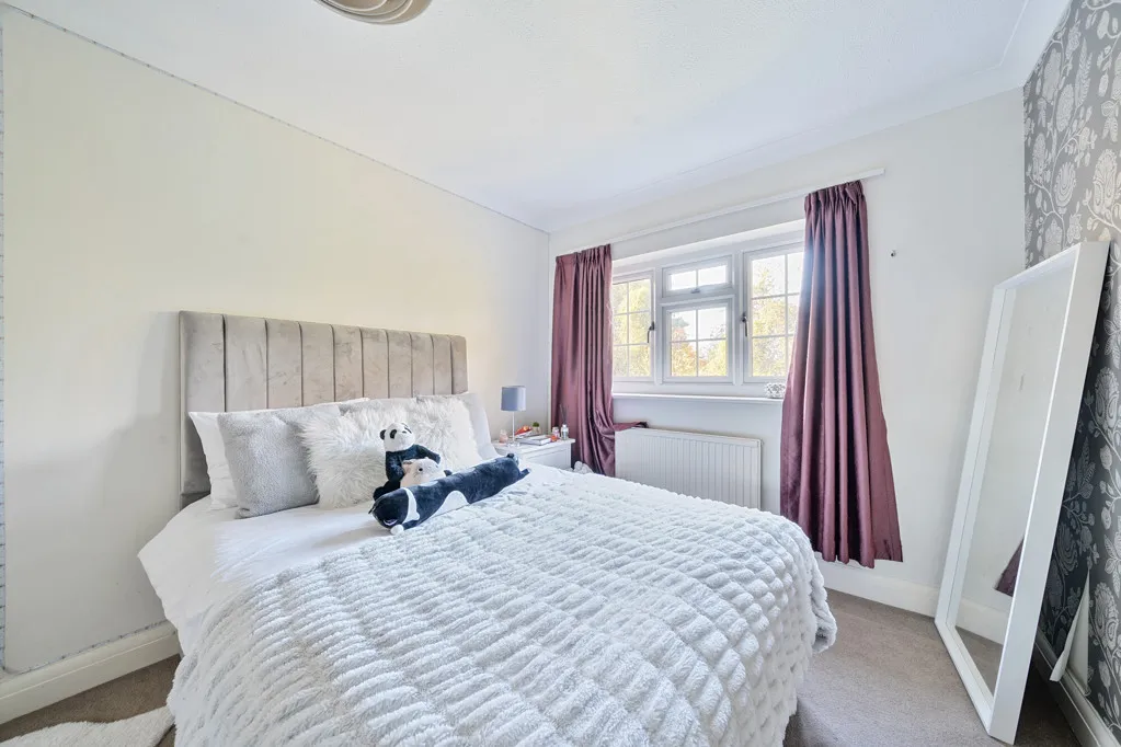 St. Huberts Close, Gerrards Cross, SL9, photo 11