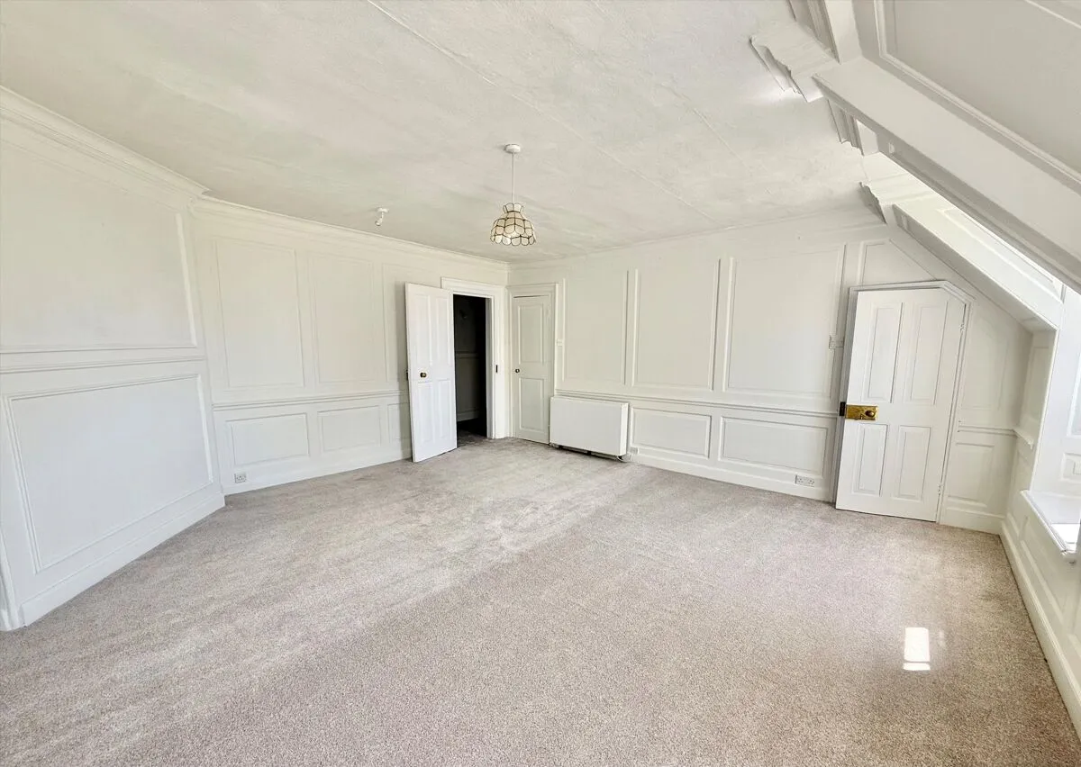 Whittington, Cheltenham, GL54, photo 8