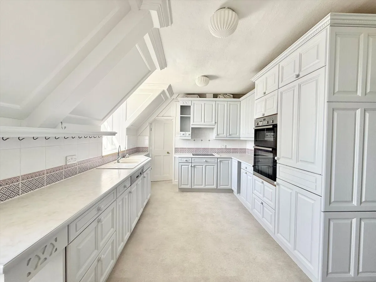 Whittington, Cheltenham, GL54, photo 12
