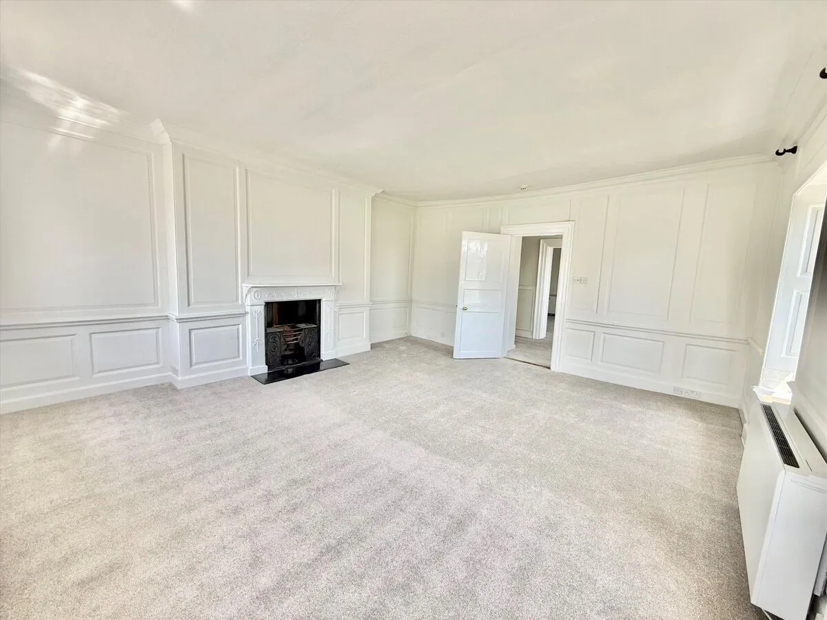 Whittington, Cheltenham, GL54, photo 4
