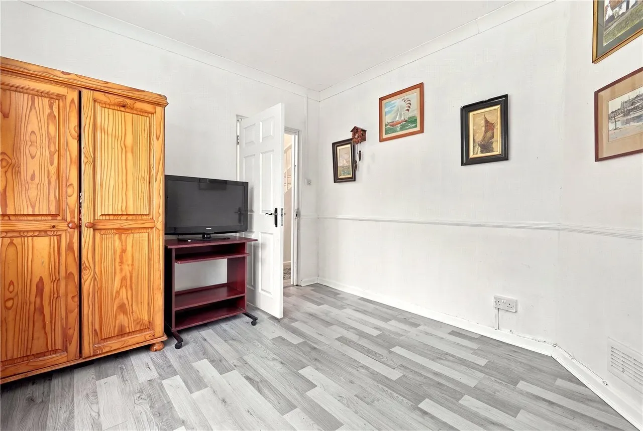 Bedwell Road, London, N17, photo 11