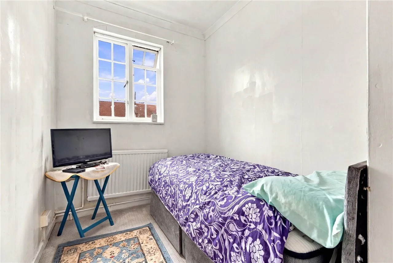 Bedwell Road, London, N17, photo 12
