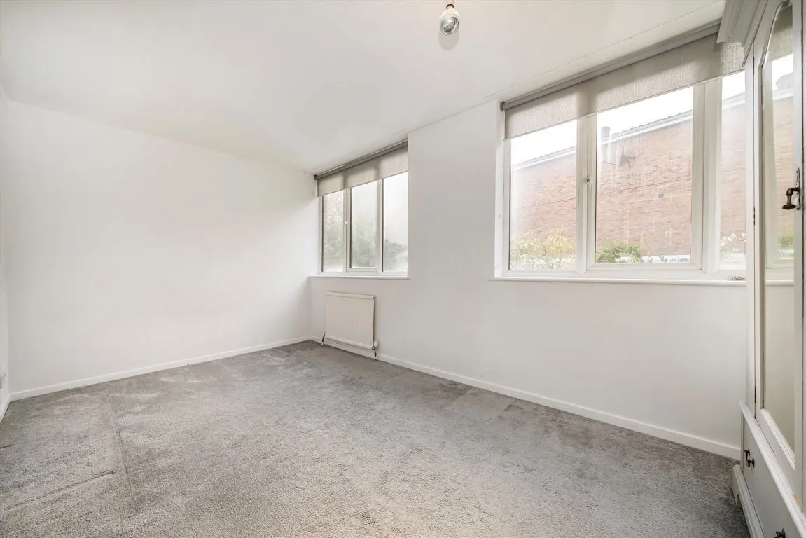 Silver Tree Close, Walton-On-Thames, KT12, photo 6