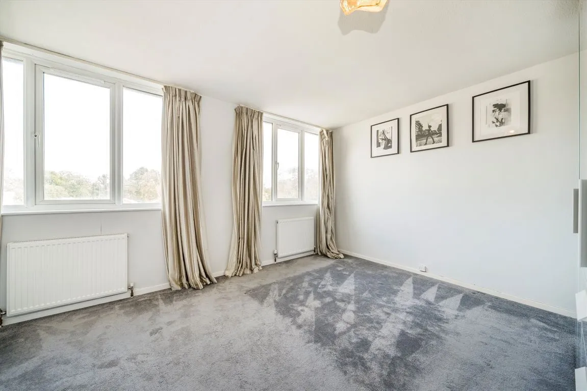Silver Tree Close, Walton-On-Thames, KT12, photo 5