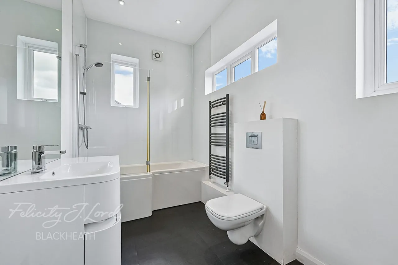 Charlton Road, Blackheath, photo 5
