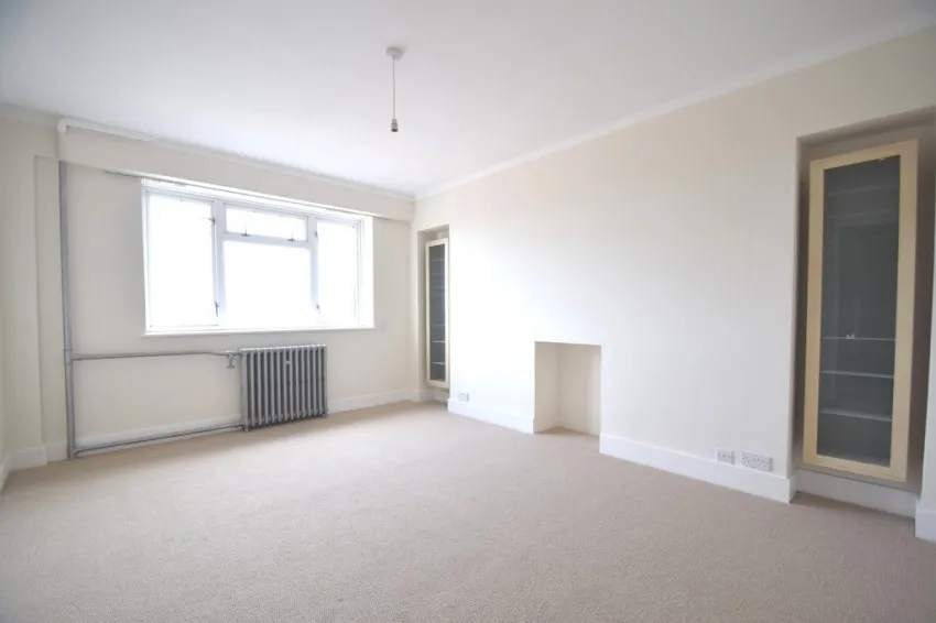 2 bed property to rent, Stamford Court, W6