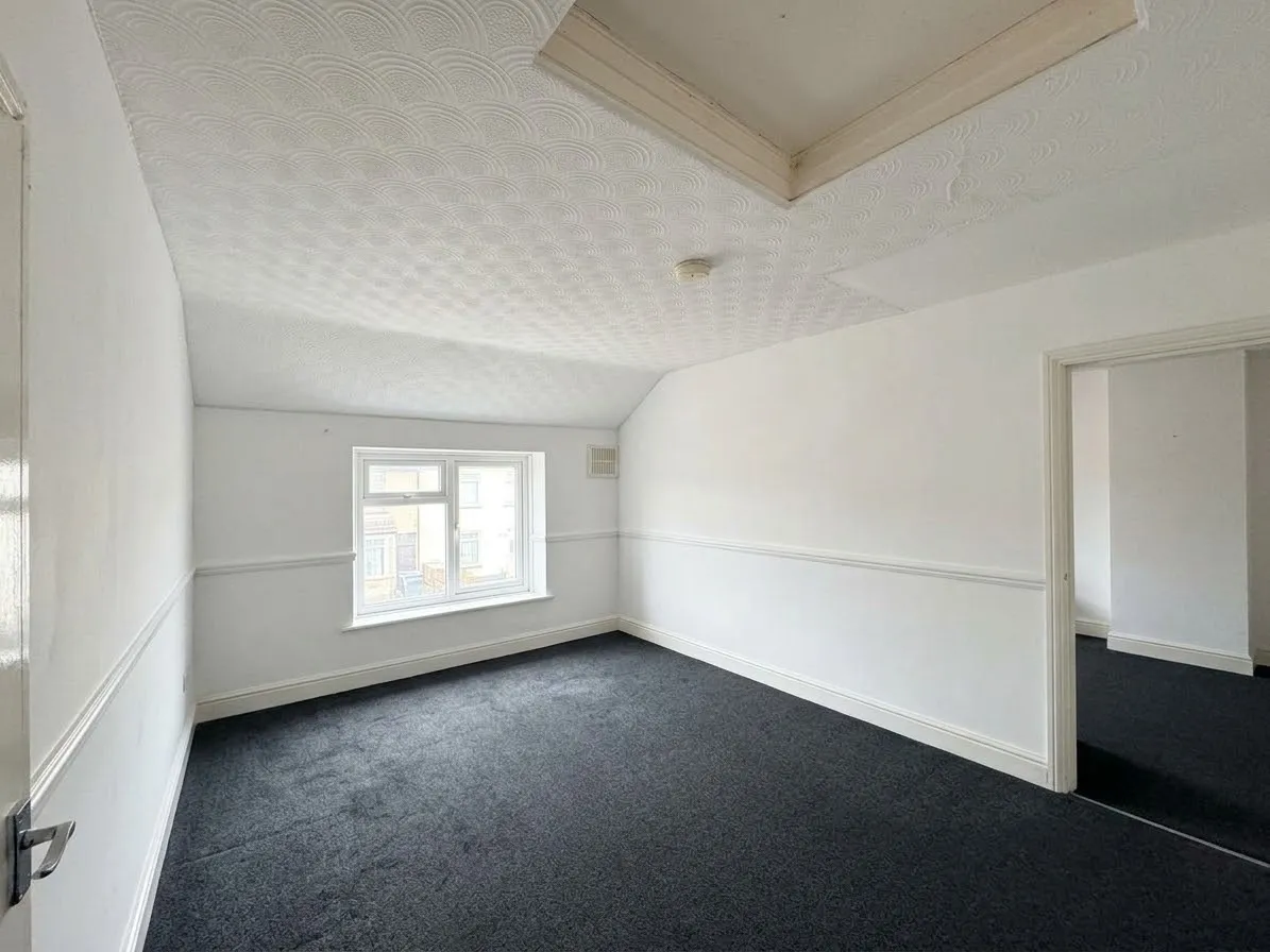 Stoneleigh Avenue, Enfield, EN1, photo 4