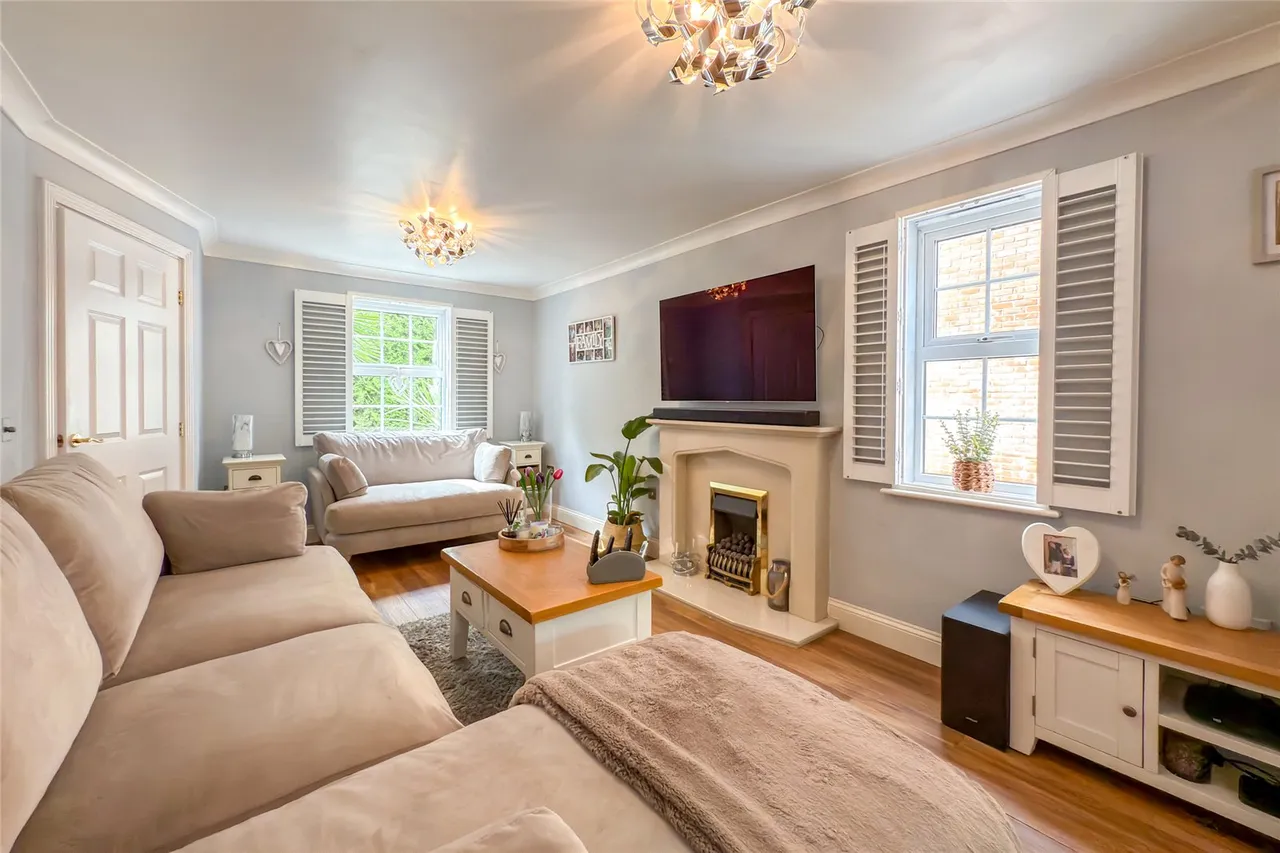 Nimrod Drive, Hatfield, Hertfordshire, AL10 9LS, photo 2