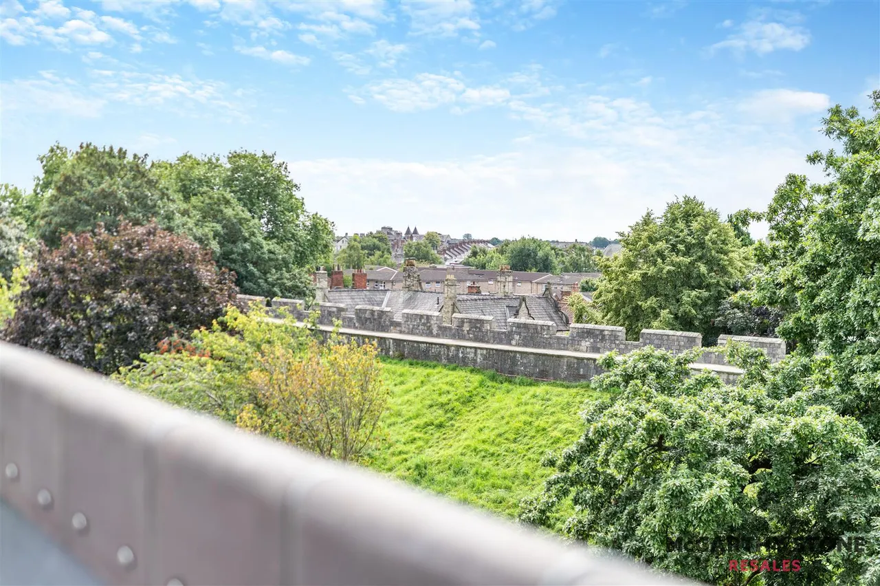 Bishophill Junior, York, YO1, photo 40