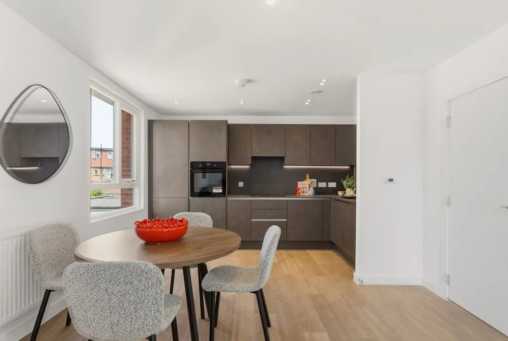 Cloister Road, Acton, W3, photo 4