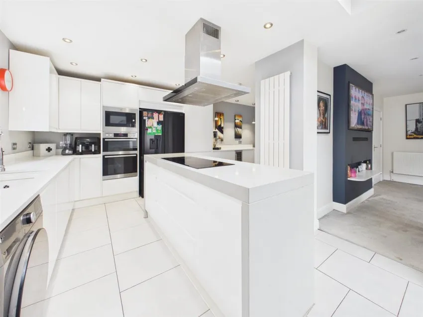 Grisedale Close, Longlevens, photo 5