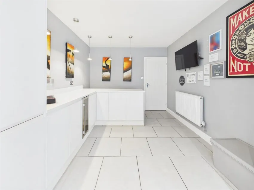 Grisedale Close, Longlevens, photo 8