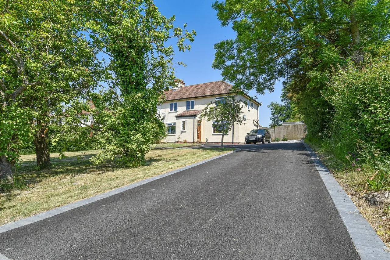 4 bed house for sale, House, land and outbuildings, BS28