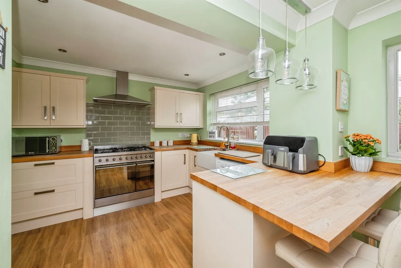 Churchill Close, Hevingham, NR10, photo 8