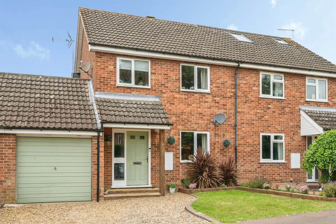 3 bed house for sale, Churchill Close, Hevingham, NR10
