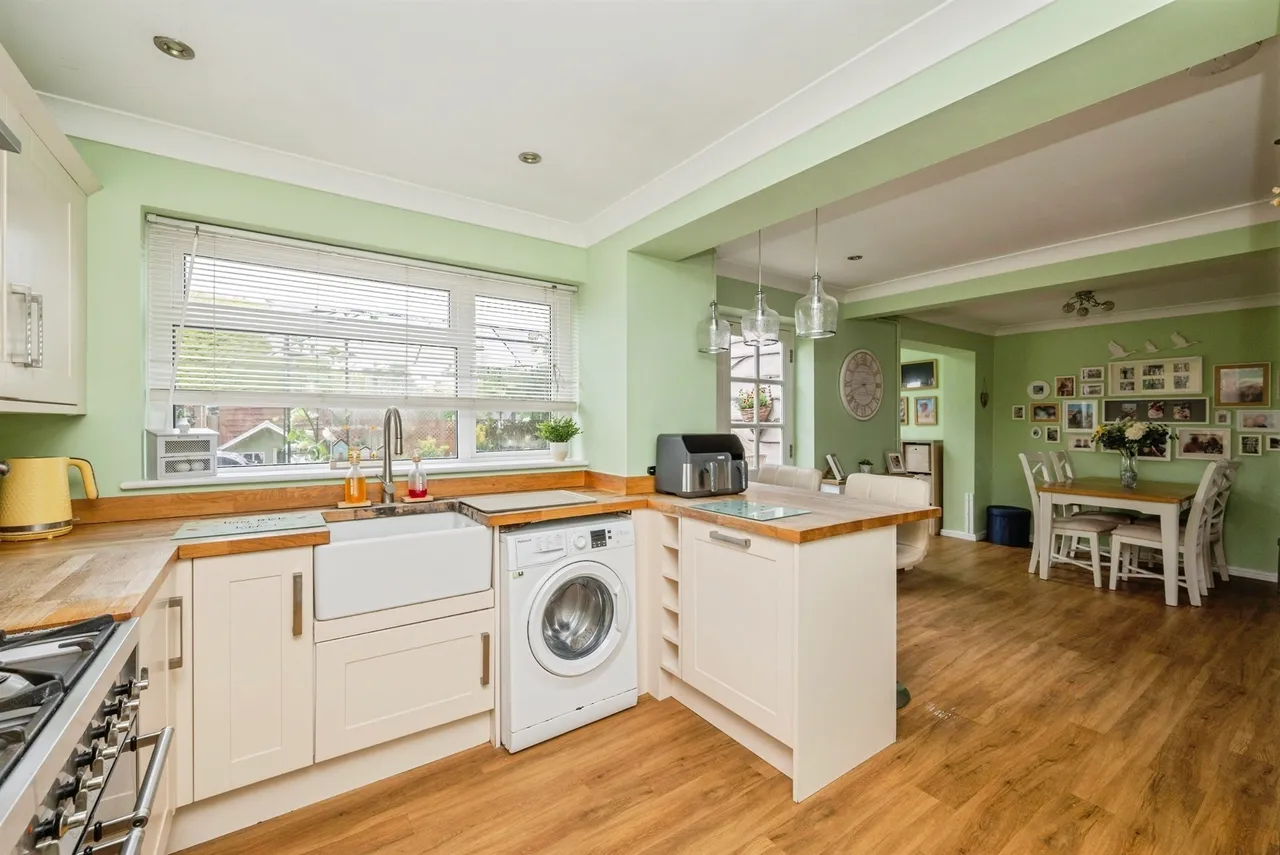 Churchill Close, Hevingham, NR10, photo 9