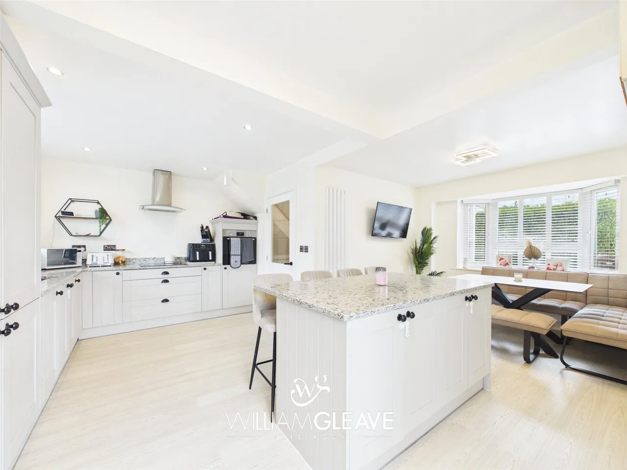 Yr Aber, Holywell, Flintshire, CH8 7RN, photo 13