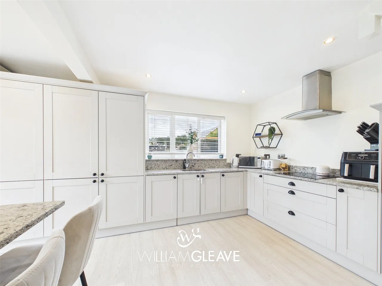 Yr Aber, Holywell, Flintshire, CH8 7RN, photo 14