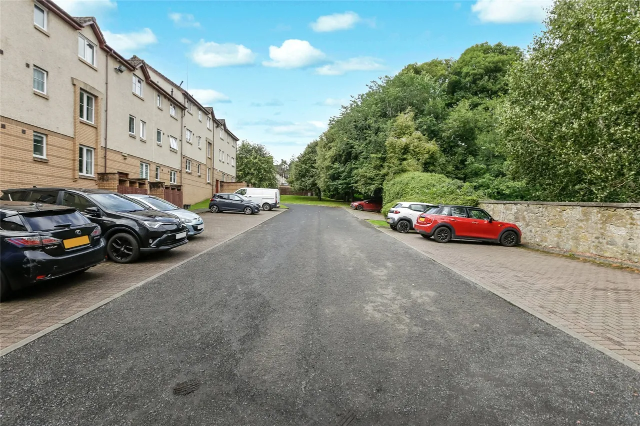 Creteil Court, Falkirk, Stirlingshire, FK1, photo 21