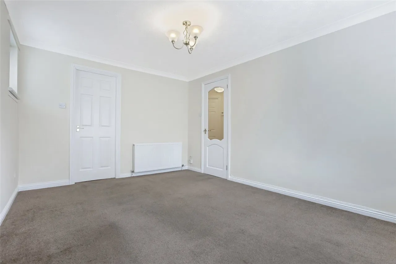 Creteil Court, Falkirk, Stirlingshire, FK1, photo 7
