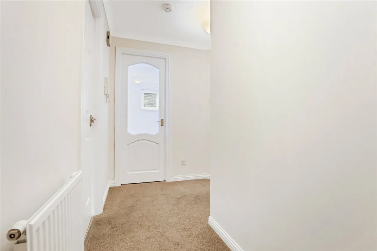 Creteil Court, Falkirk, Stirlingshire, FK1, photo 2