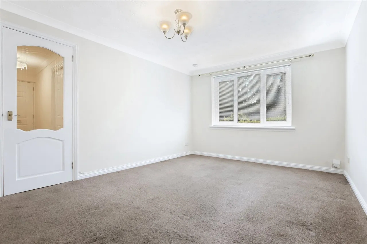 Creteil Court, Falkirk, Stirlingshire, FK1, photo 5