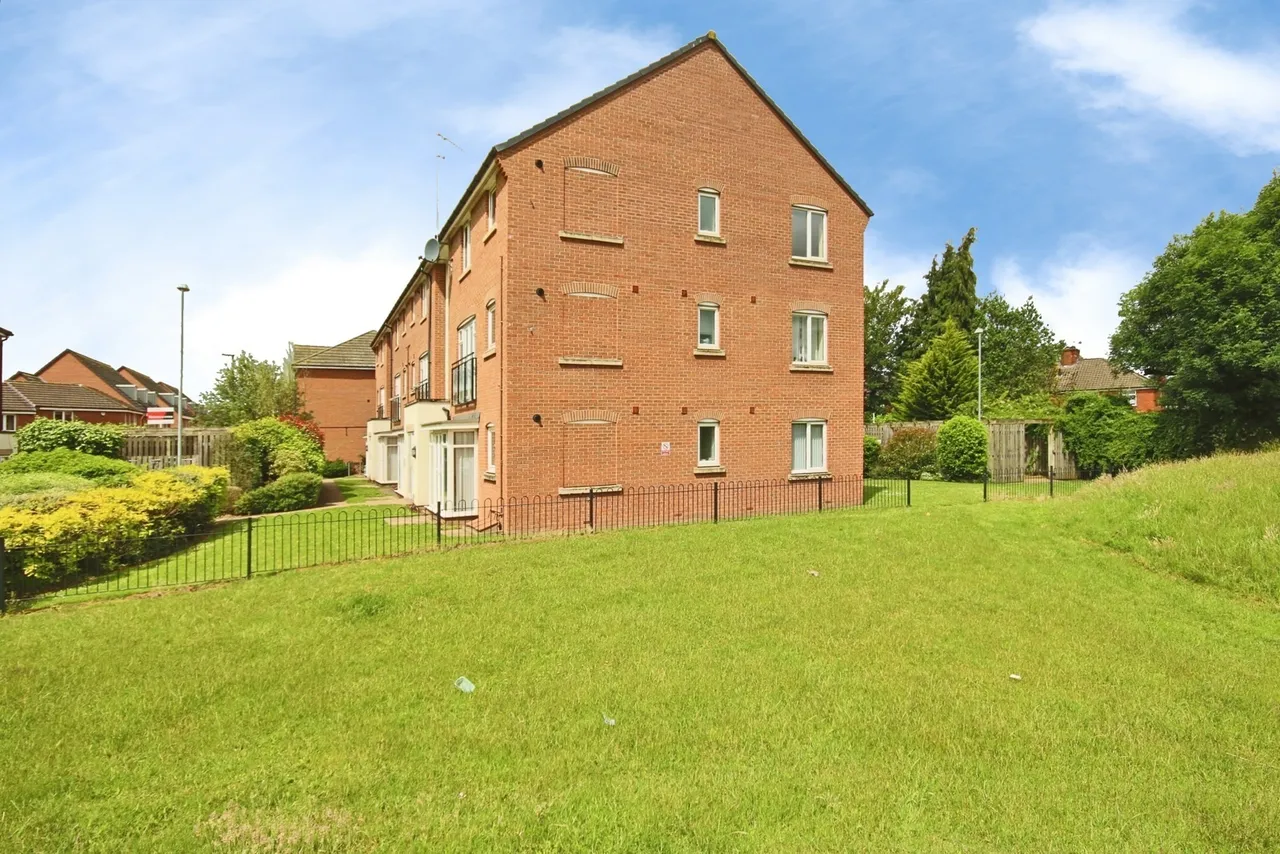 Signals Drive, Coventry, West Midlands, CV3, photo 16