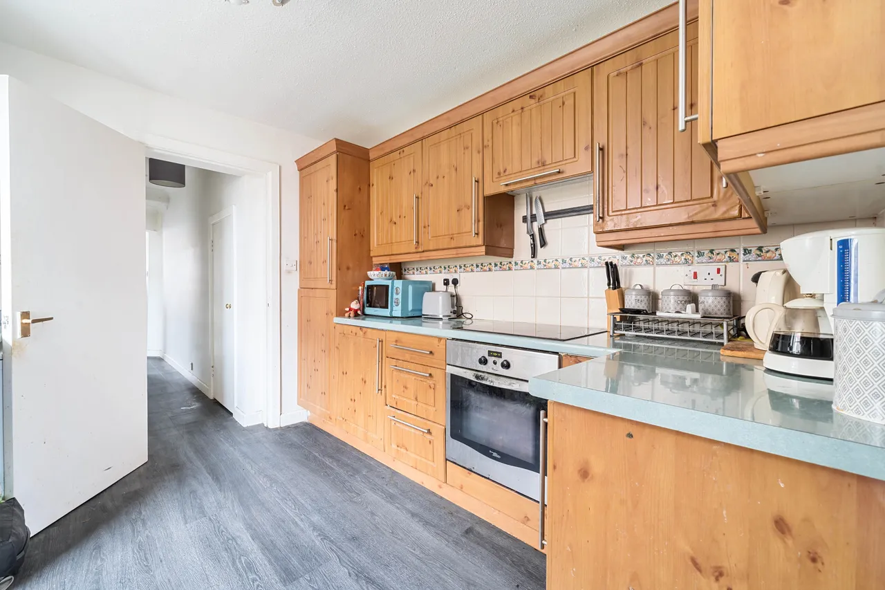 Chamberlayne Road, Eastleigh, SO50, photo 3