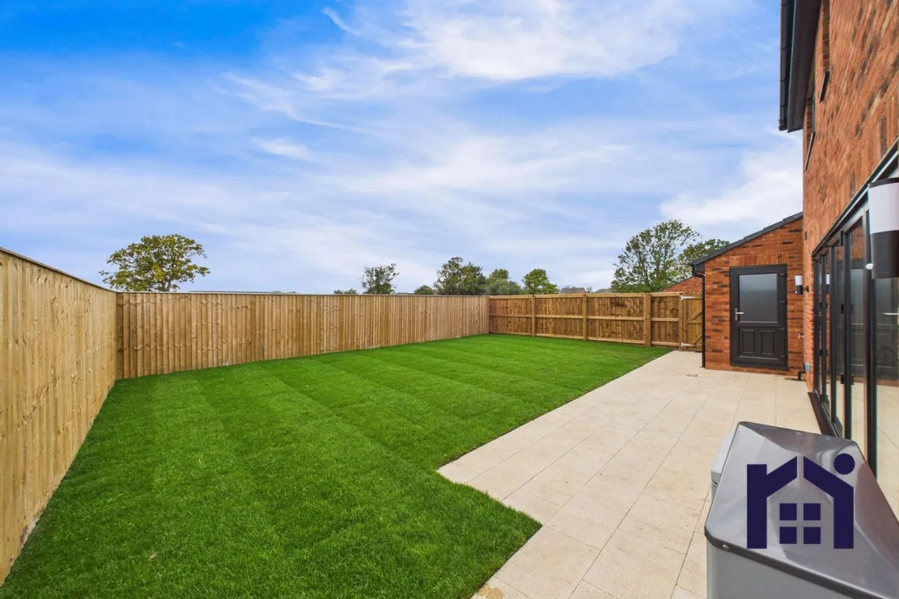 Laurel Gardens, Farington Moss, Leyland, PR26 6BH, photo 29