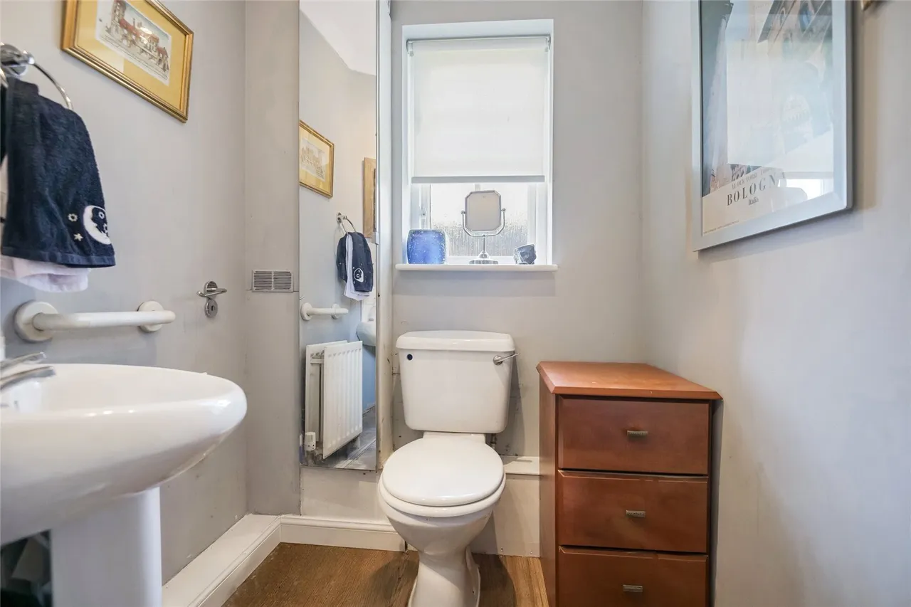 Nethergreen Crescent, Renfrew, PA4, photo 10