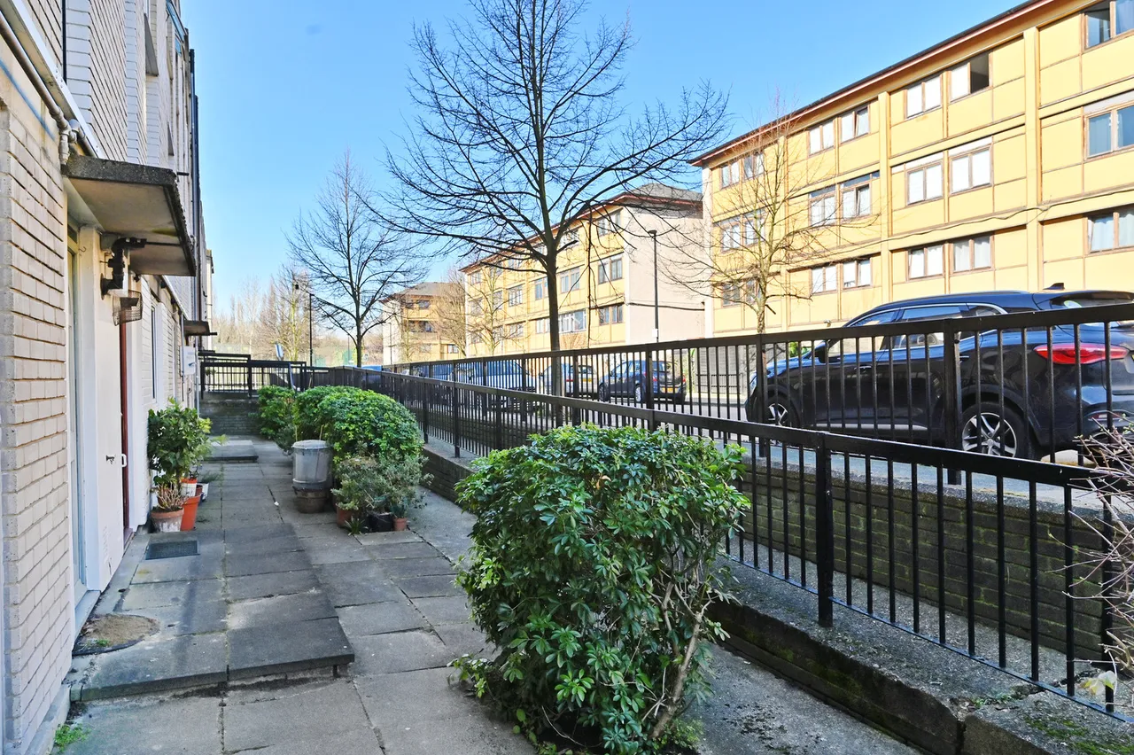 Seyssel Street, London, E14, photo 11