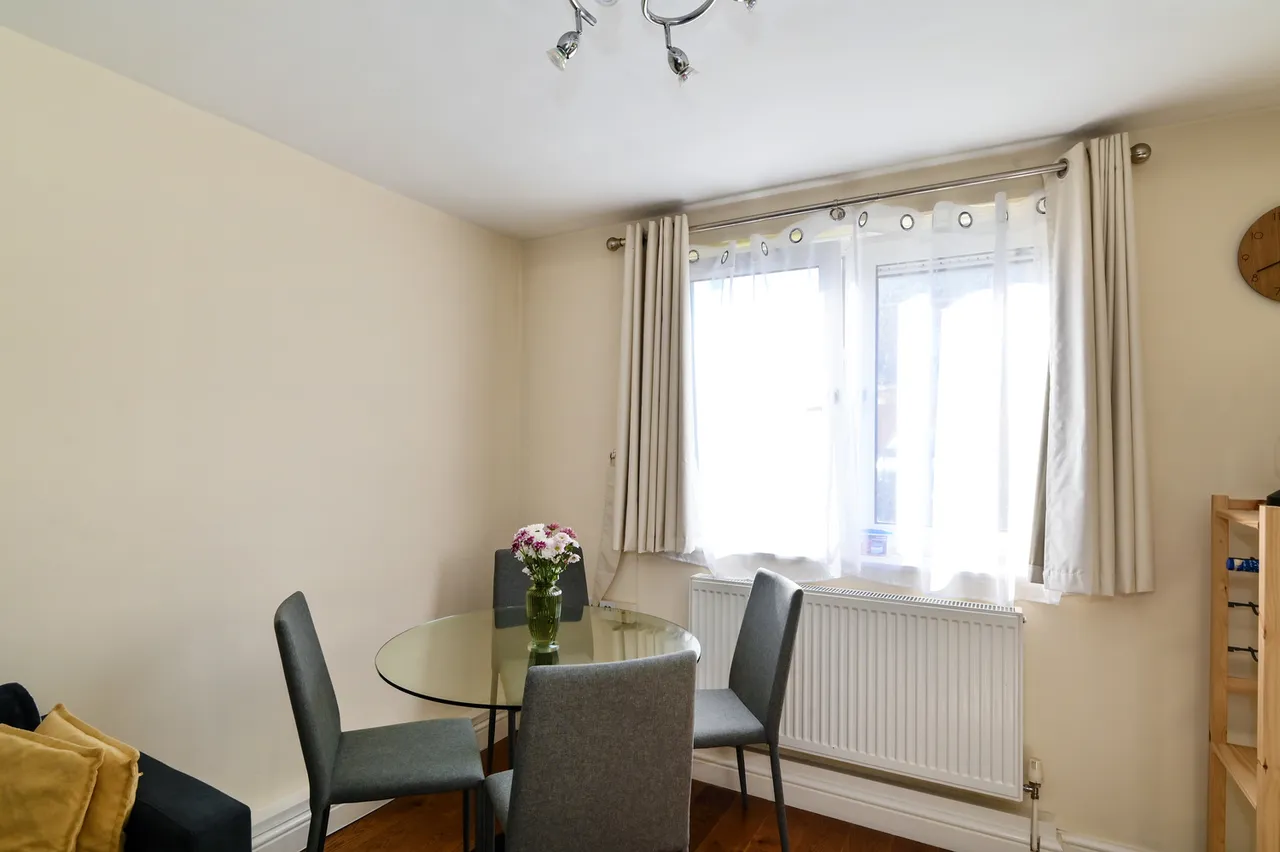 Seyssel Street, London, E14, photo 6