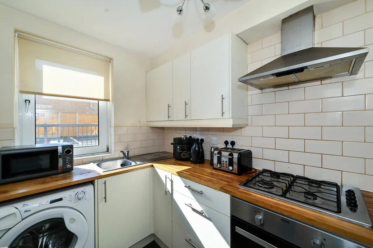 Seyssel Street, London, E14, photo 5