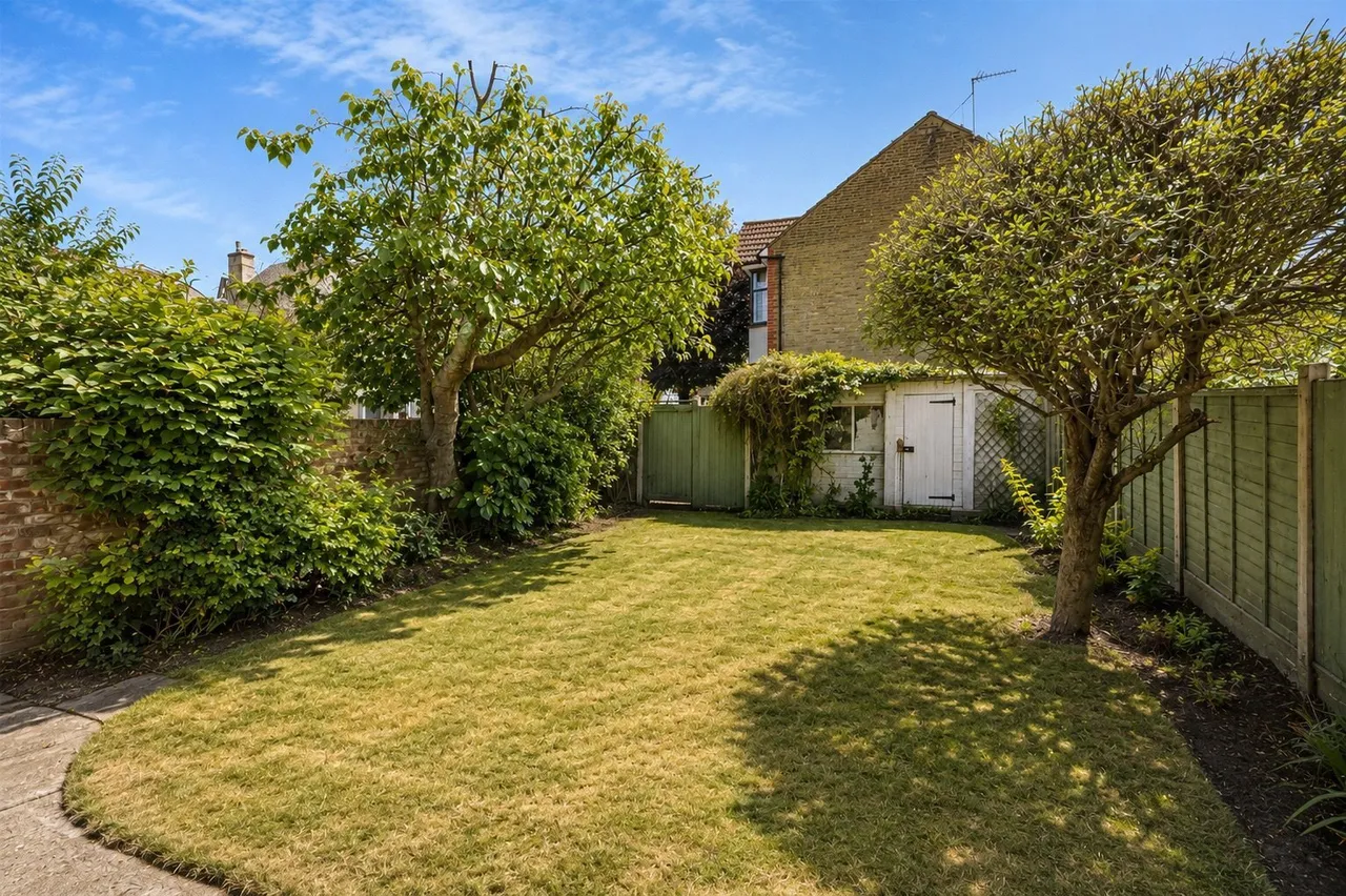 Cranleigh Gardens, Barking, Essex, IG11, photo 23