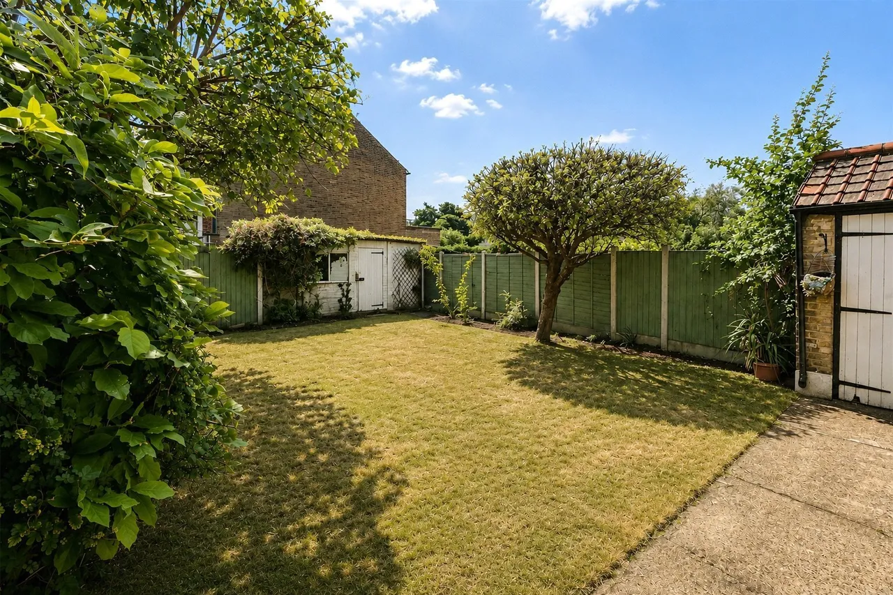 Cranleigh Gardens, Barking, Essex, IG11, photo 22