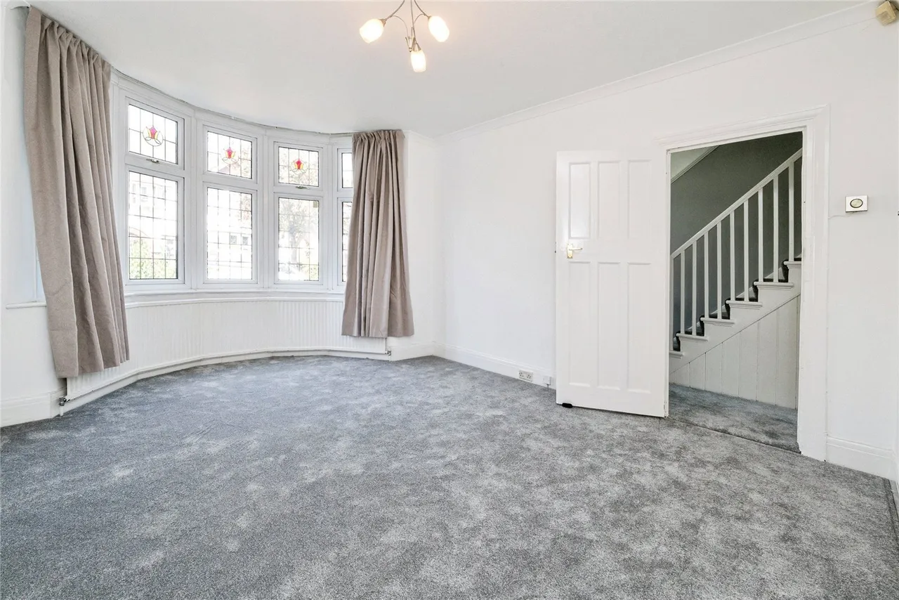 Cranleigh Gardens, Barking, Essex, IG11, photo 2