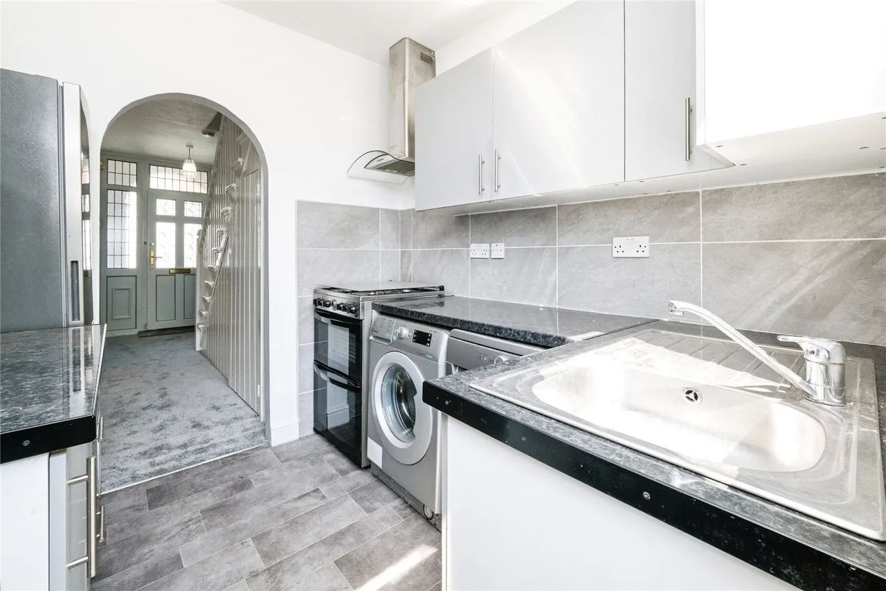 Cranleigh Gardens, Barking, Essex, IG11, photo 9