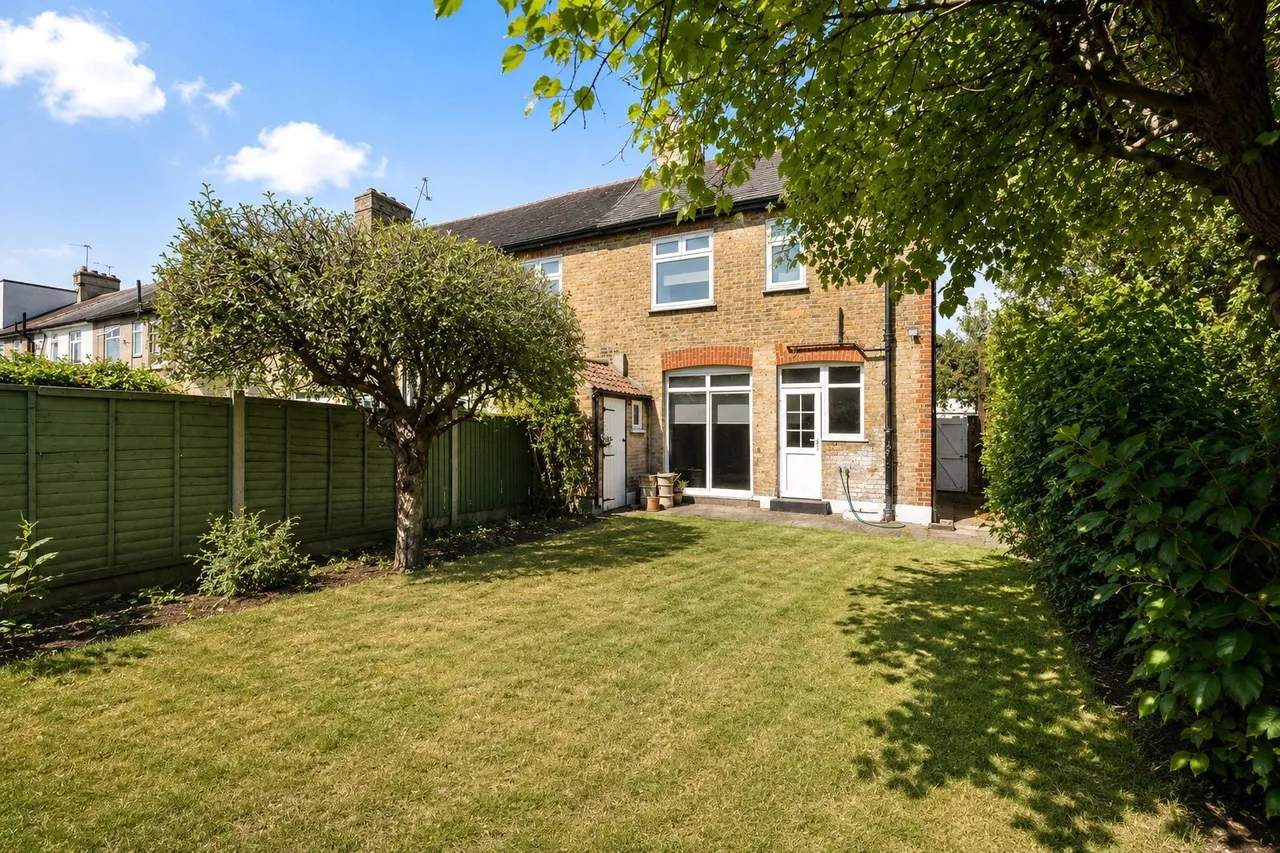 Cranleigh Gardens, Barking, Essex, IG11, photo 24