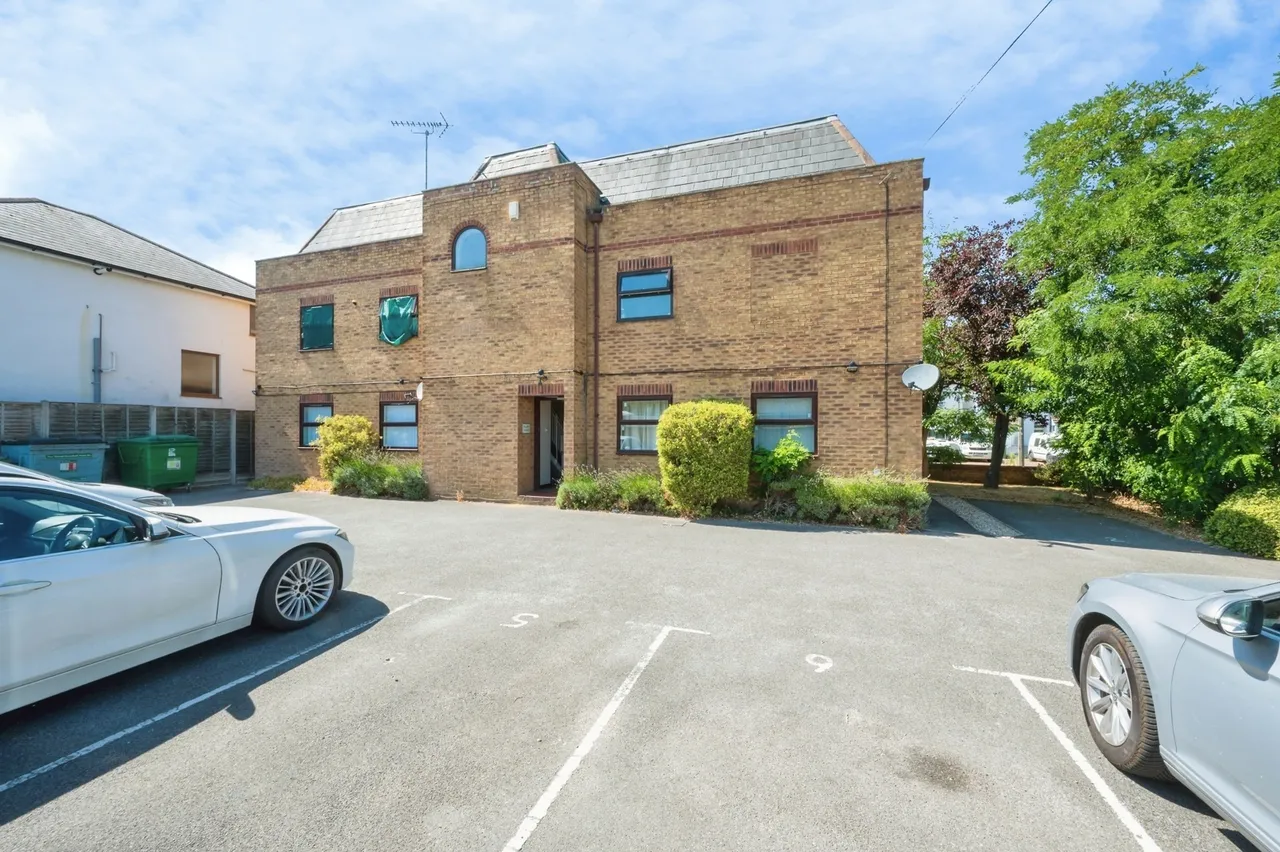 Bournemouth Road, Chandler's Ford, SO53, photo 11