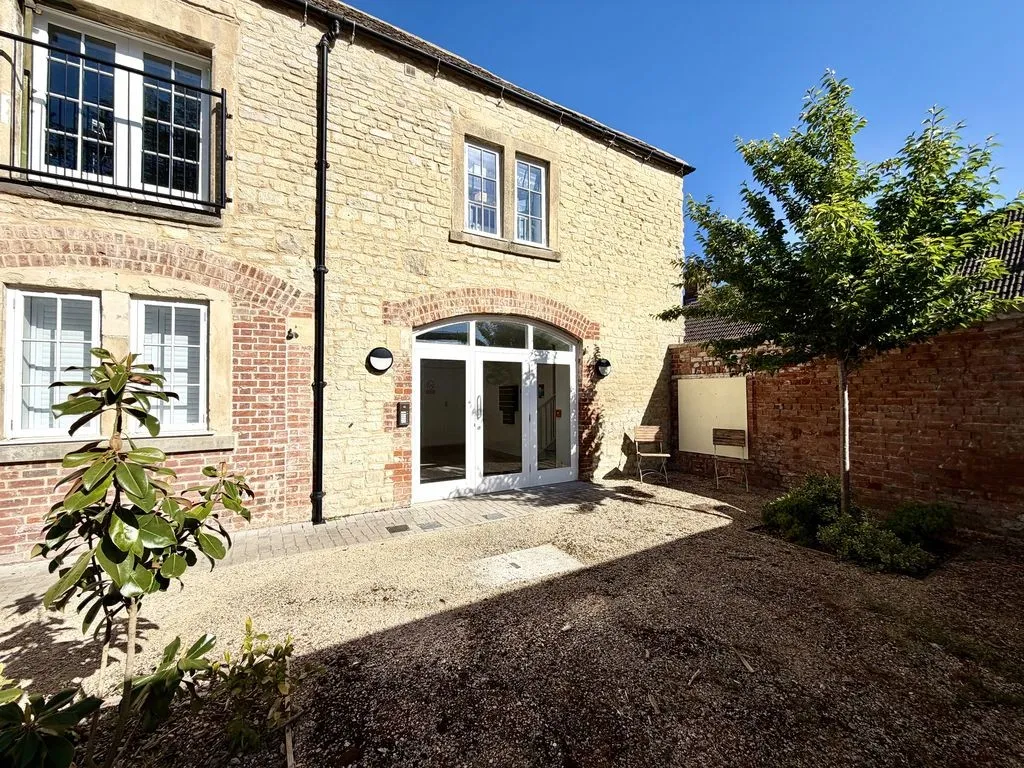 1 bed flat for sale, The Woodlands, Calne