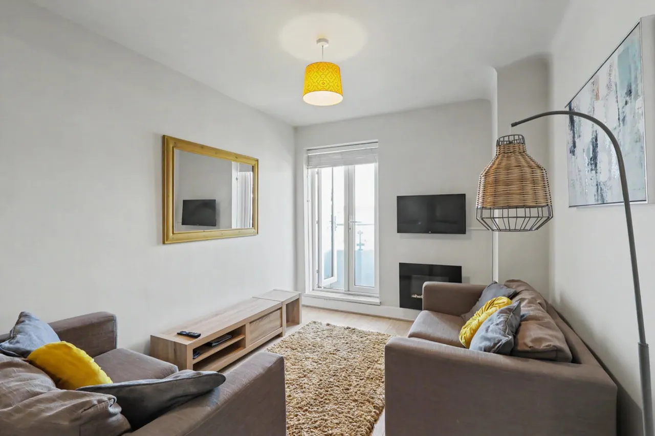 Banks Road, Poole, BH13, photo 4
