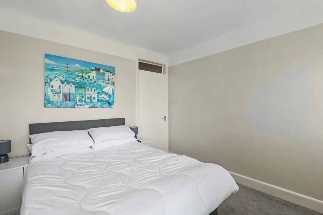 Banks Road, Poole, BH13, photo 8