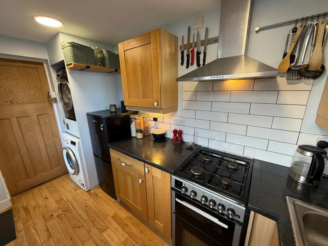 Summer Road, Rowley Regis, B65, photo 6