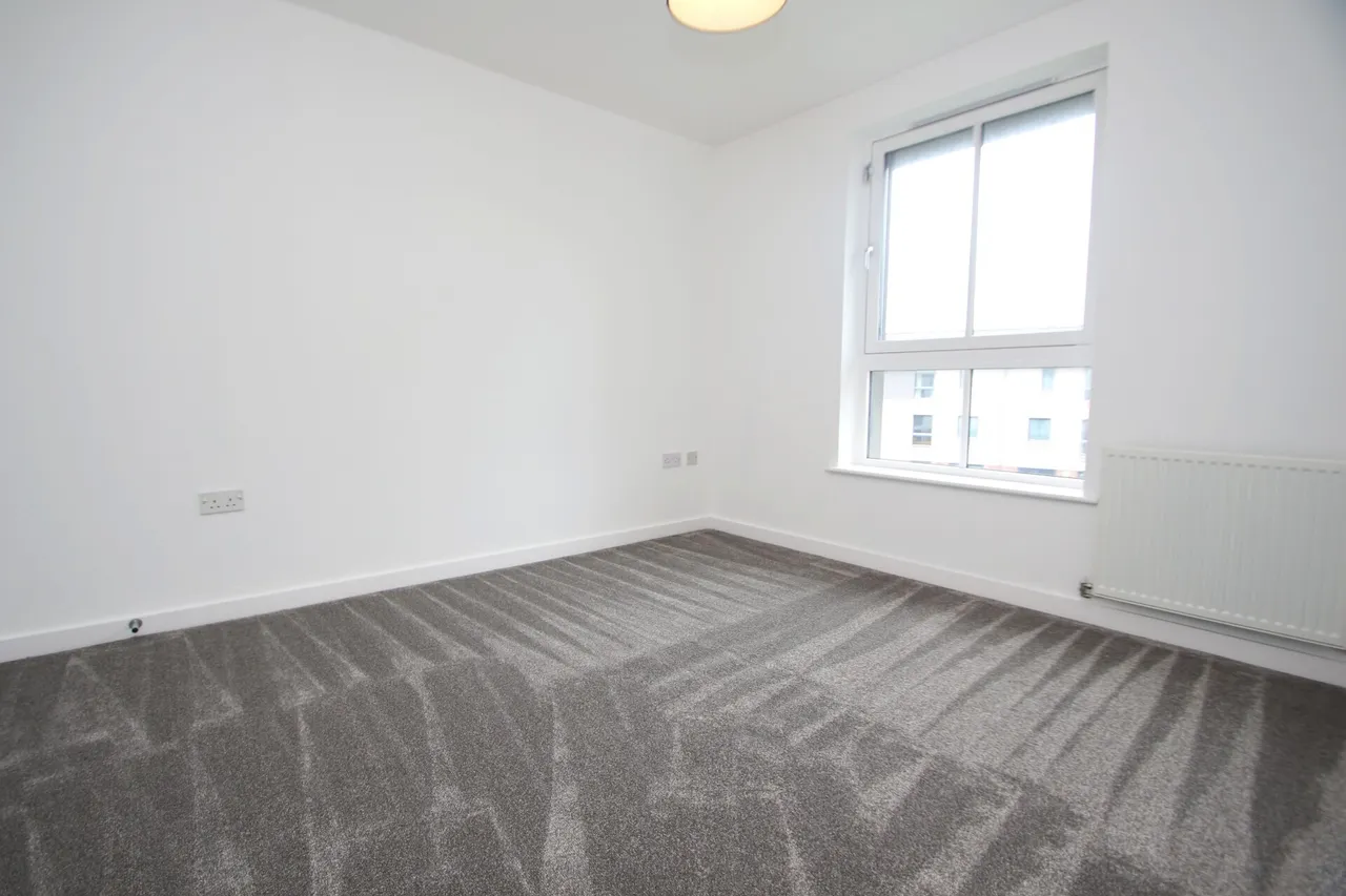 Provost Way, Oatlands, G5, photo 9
