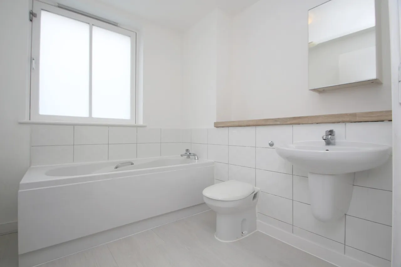 Provost Way, Oatlands, G5, photo 17