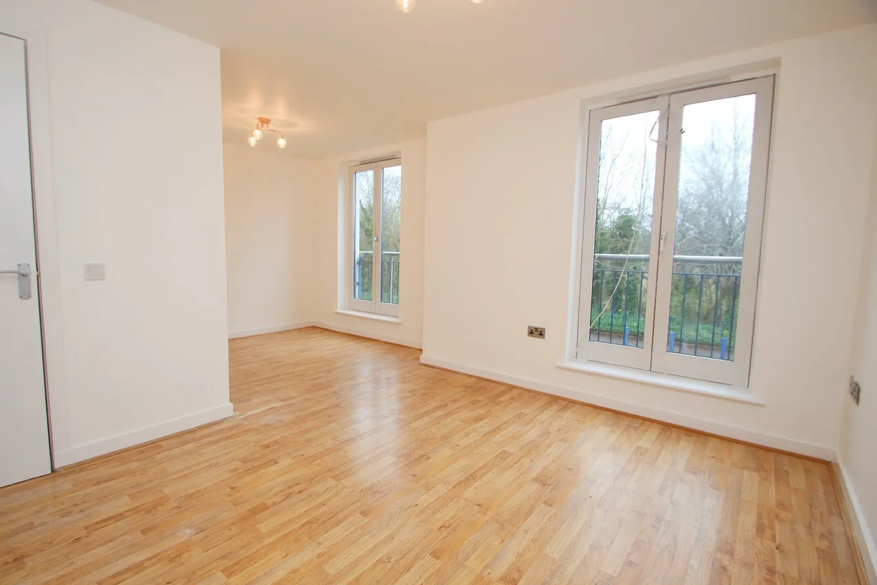 Provost Way, Oatlands, G5, photo 3