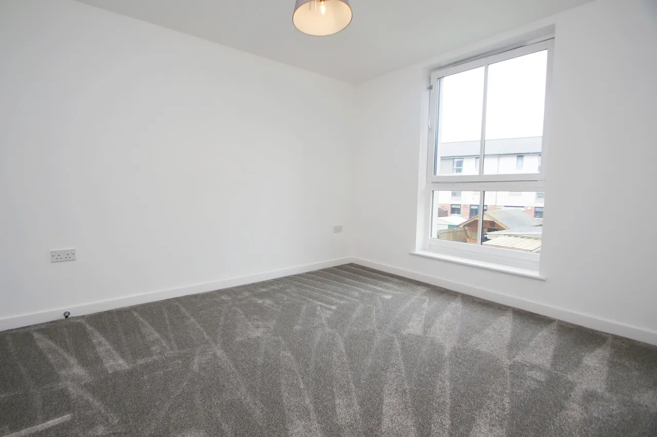 Provost Way, Oatlands, G5, photo 12